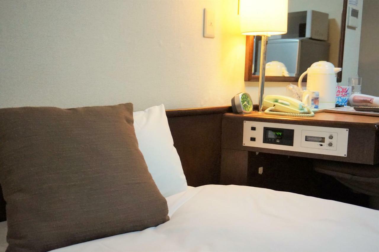 Hotel 横须贺 外观 照片