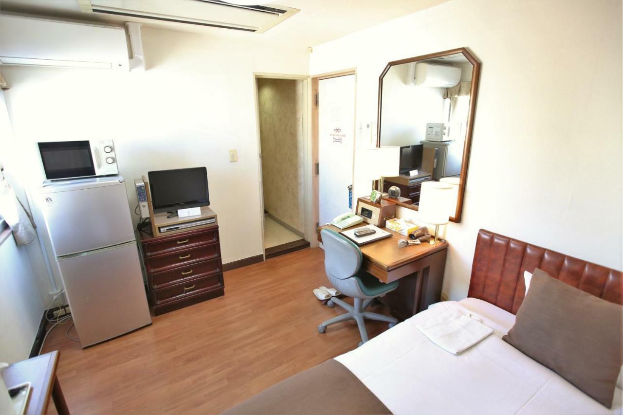 Hotel 横须贺 外观 照片